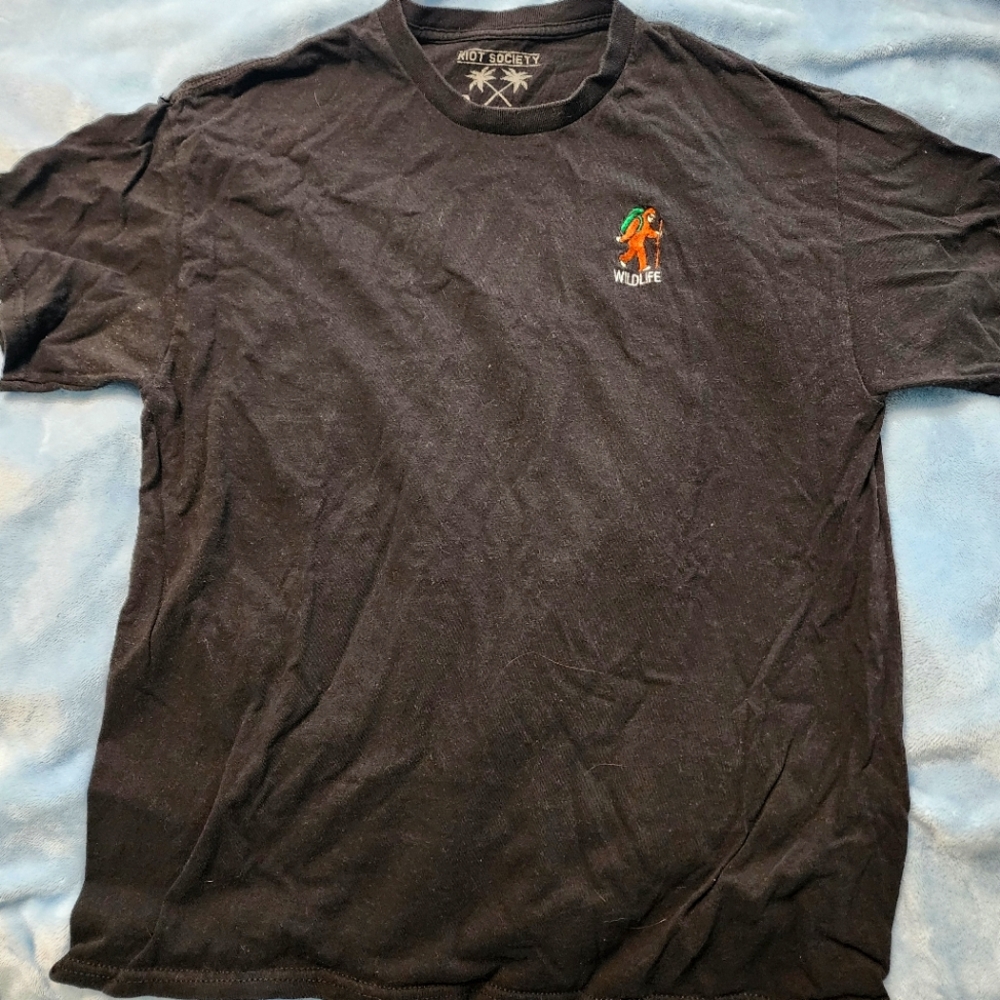 Riot society black t-shirt size L